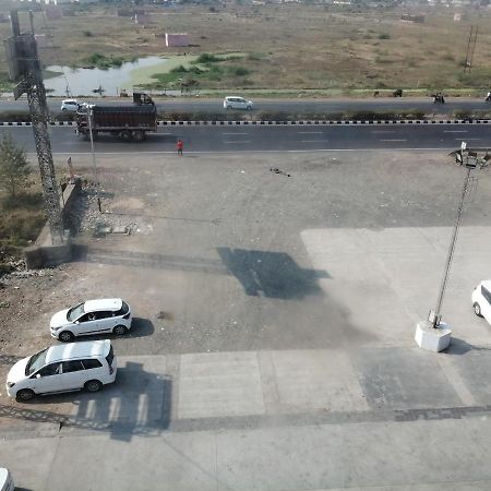 Hotel Golden City Vadodara Eksteriør billede